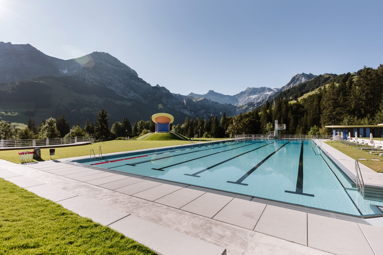 Panorama-Schwimmbad Gruebi Adelboden, Quelle: anja zurbrügg photography